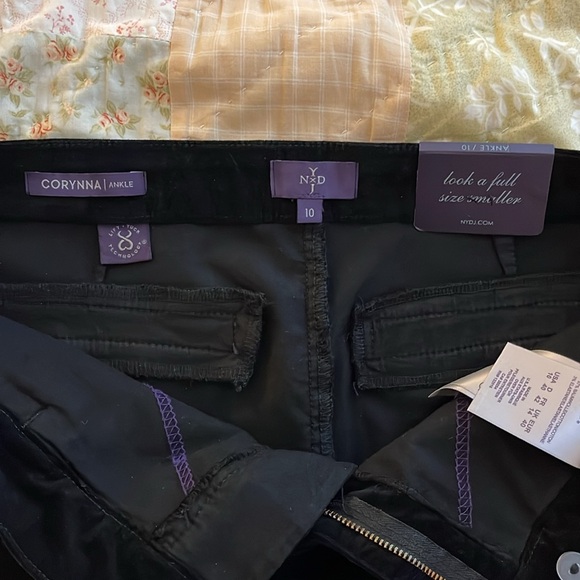 NYDJ Corynna Velveteen Ankle Pants Women’s 10 Black - Picture 9 of 9